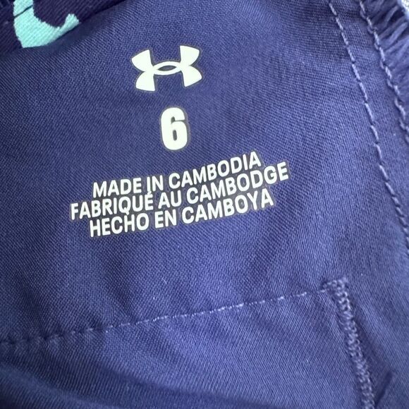 NWT Under Armour Women's 9” Links Printed Golf Shorts (6) - Picture 8 of 9